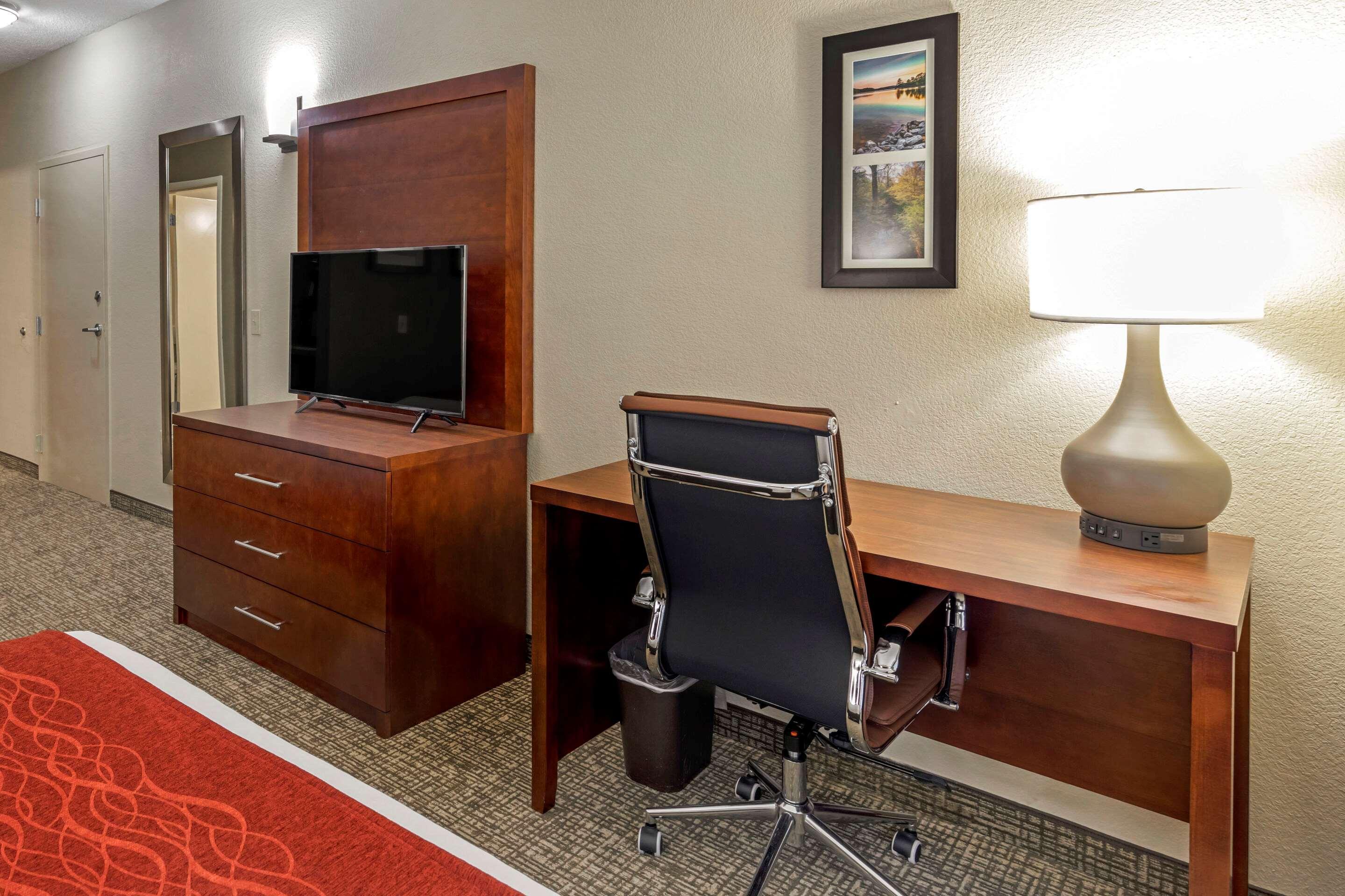 Comfort & Inn Suites Canton Dış mekan fotoğraf